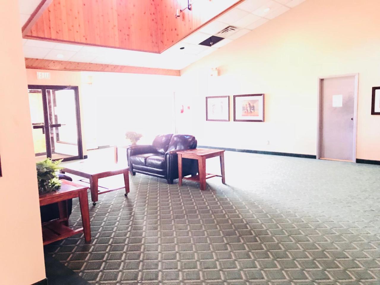 Northern Star Hotel & Convention Center Slave Lake Eksteriør bilde